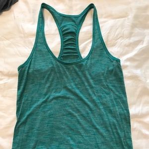 Lululemon green tank top size 6